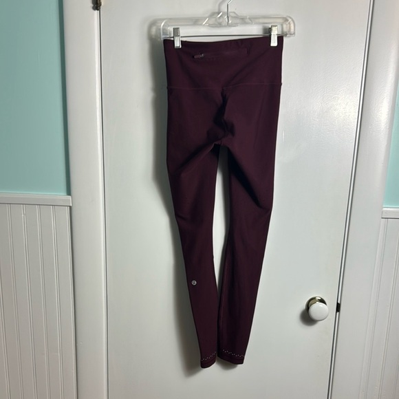 Lululemon Zoned In Tight 27" Cassis Burgundy Size 6 - Picture 10 of 16